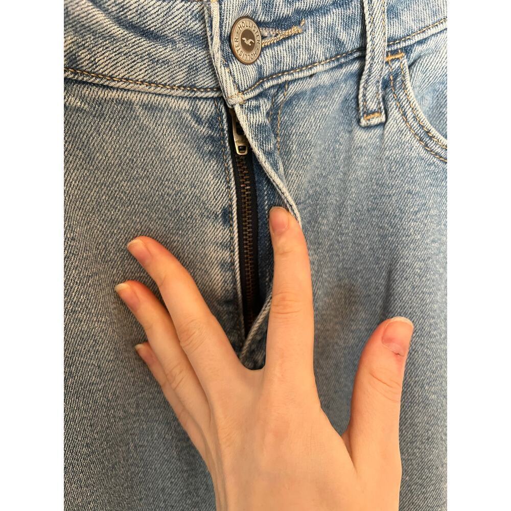 Hollister Women's 25 1R Butterfly Jeans Ultra High Rise Dad Light Wash L31 - Picture 9 of 14